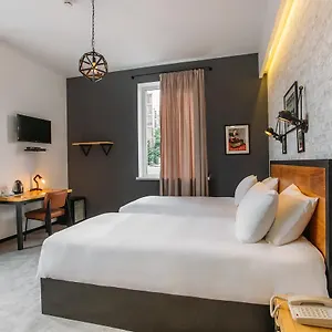 Timber Boutique Hotel